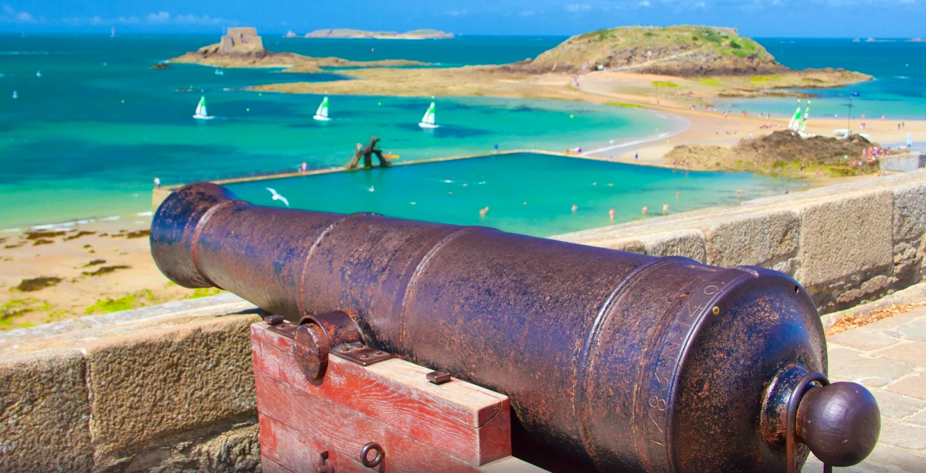 Bretagne romantique : week-end en amoureux en loveroom avec spa privatif