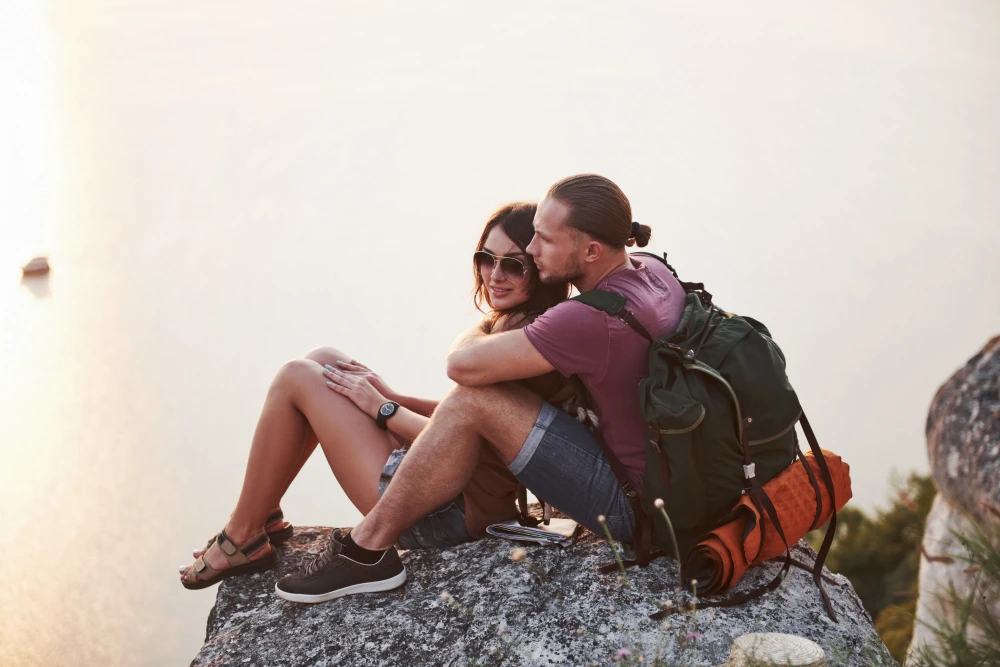 Week-end en loveroom dans l’Ain : spa privatif, nature et moments à deux