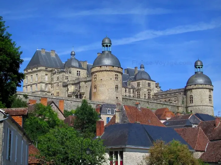 💚 Love Room en Dordogne (24) : l’escapade romantique entre nature, pierre dorée et chambre romantique pour couple